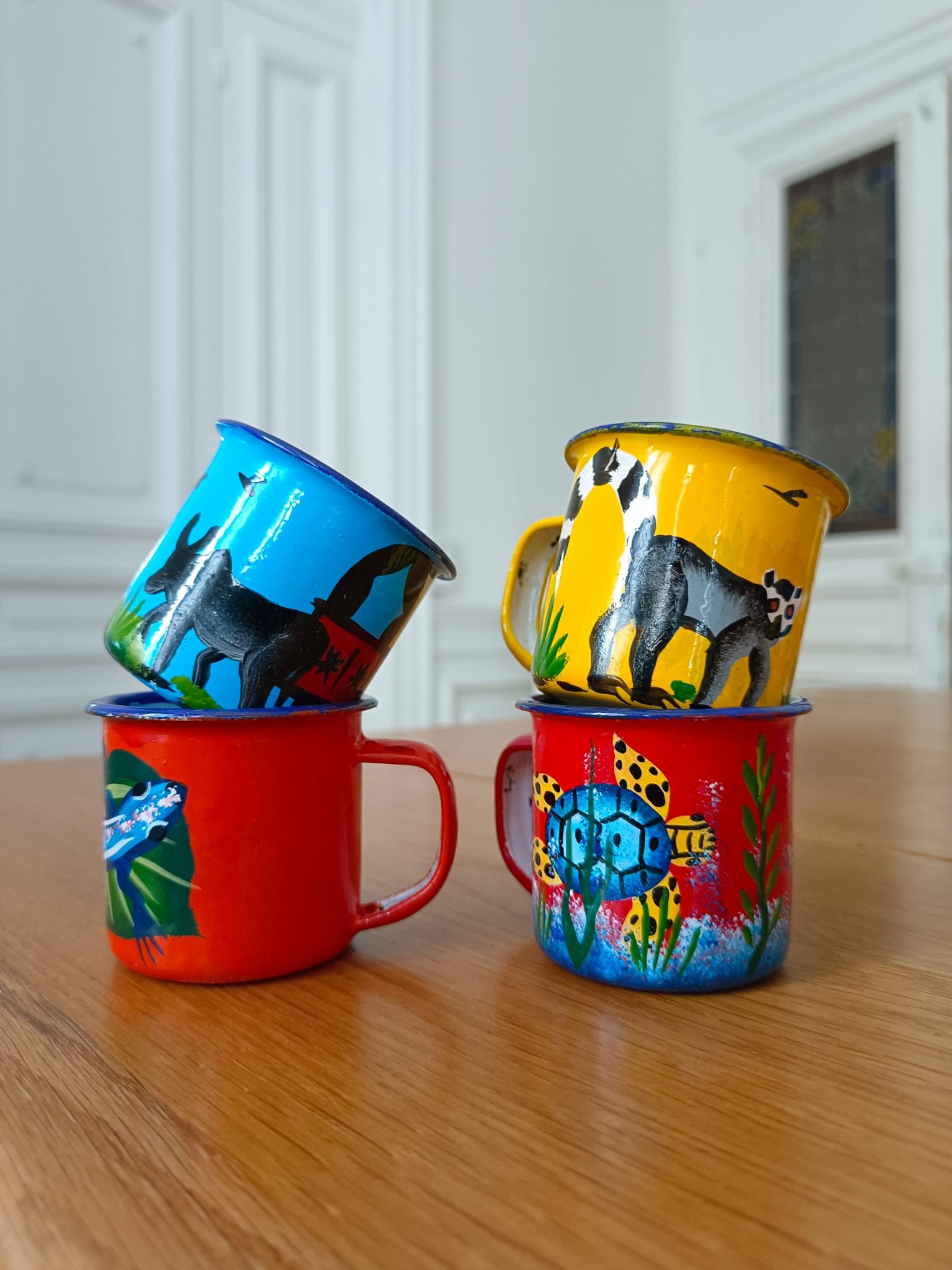 Tasses moyen modèle Madagascar