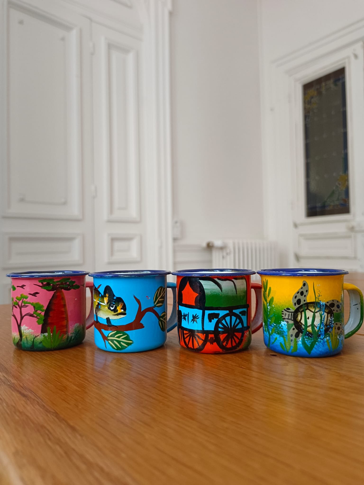 Tasses moyen modèle Madagascar