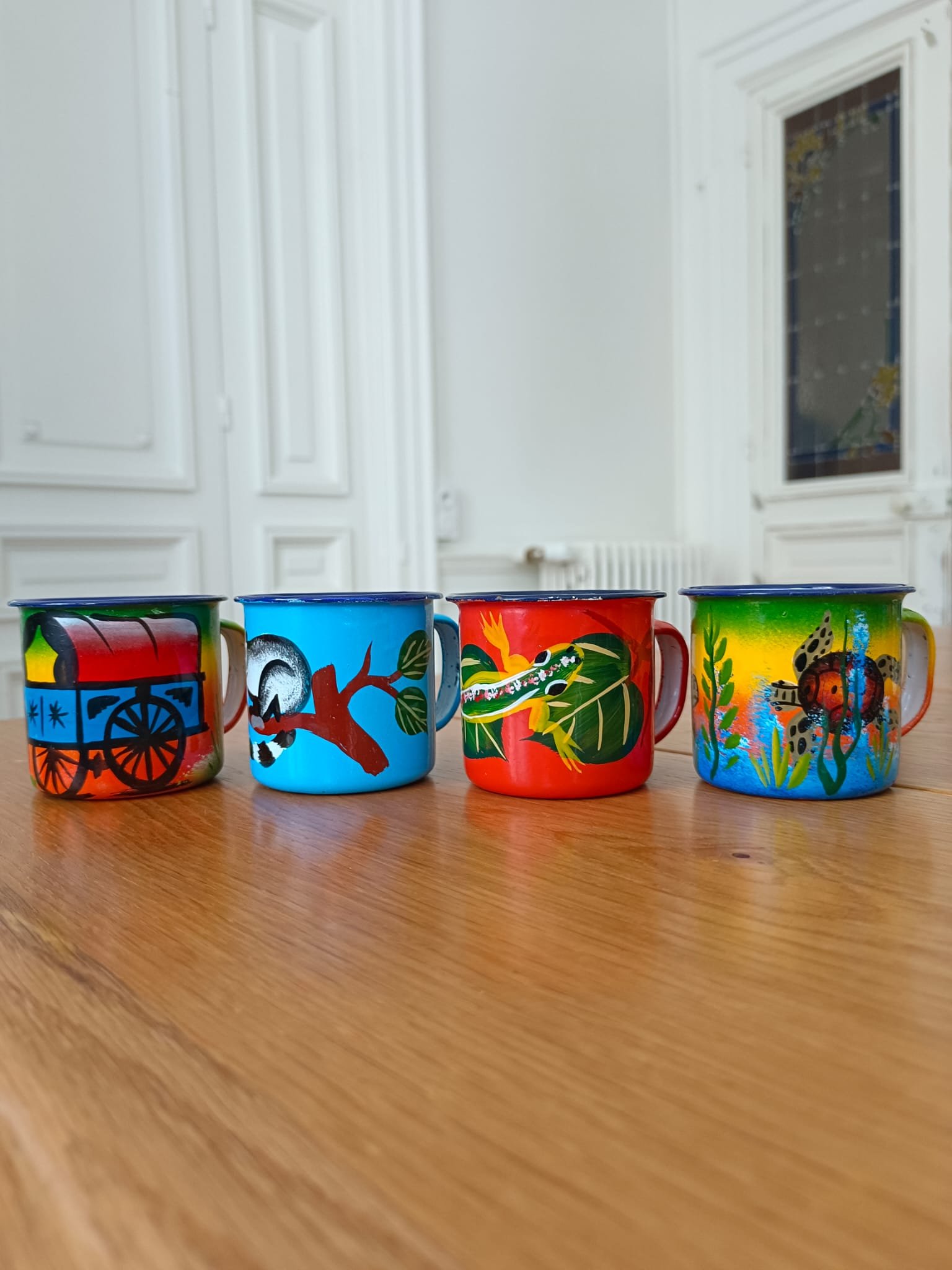 Tasses moyen modèle Madagascar